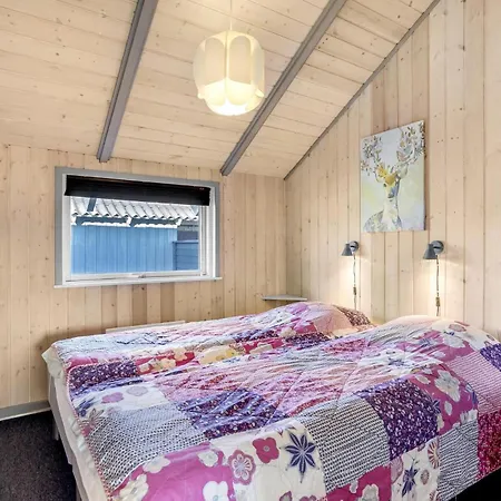 Beautiful In With Sauna Semesterbostad *