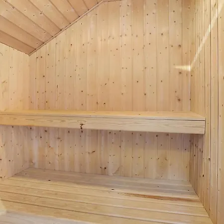 Semesterbostad Beautiful In With Sauna *